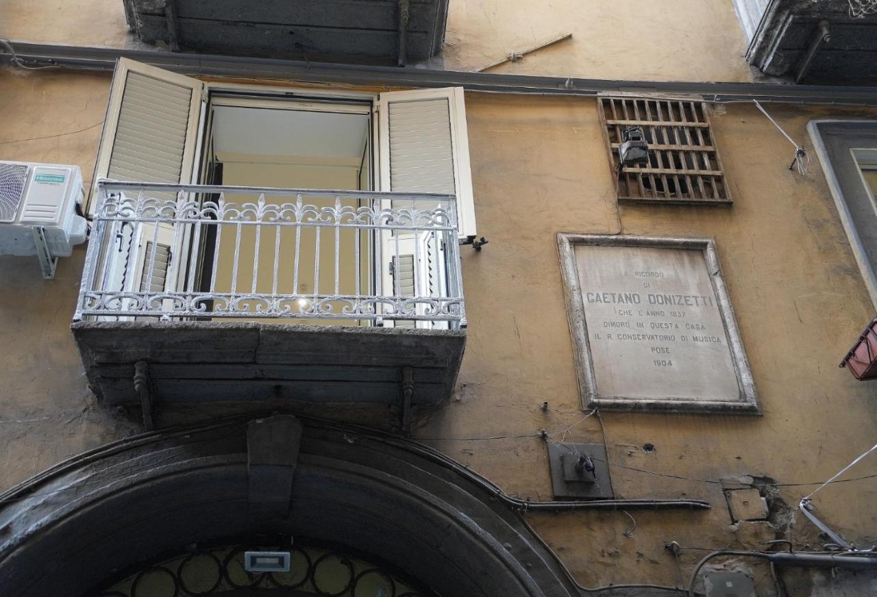 ホテル Il Salotto Di Chiaia ナポリ エクステリア 写真